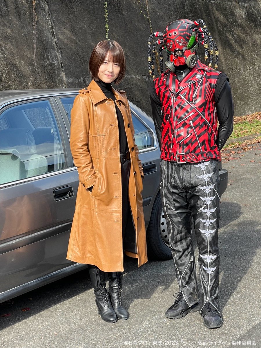 アクアスキュータムレザーコート　サイズ11 浜辺美波 ルリ子 シン仮面ライダー アクアスキュータムレザーコート サイズ11 浜辺美波 ルリ子 シン仮面