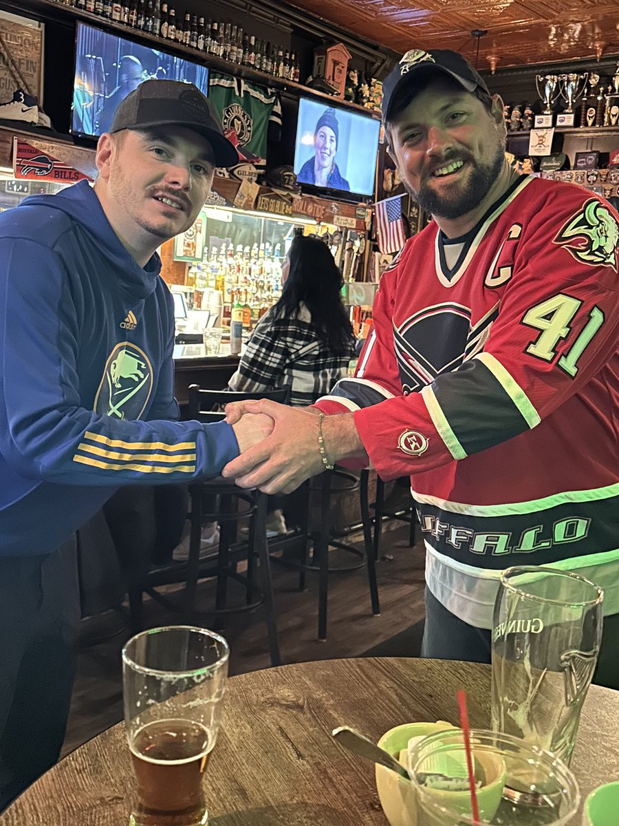 NateGearySports's tweet photo. A historic summit at Adolf’s First Ward Tavern happened tonight. @LukeRussert and I had beers and what he believes to be some of the best wings he’s ever had. Just a couple of husky fellas enjoying some beer and wings. https://t.co/X5pDiaCBnr