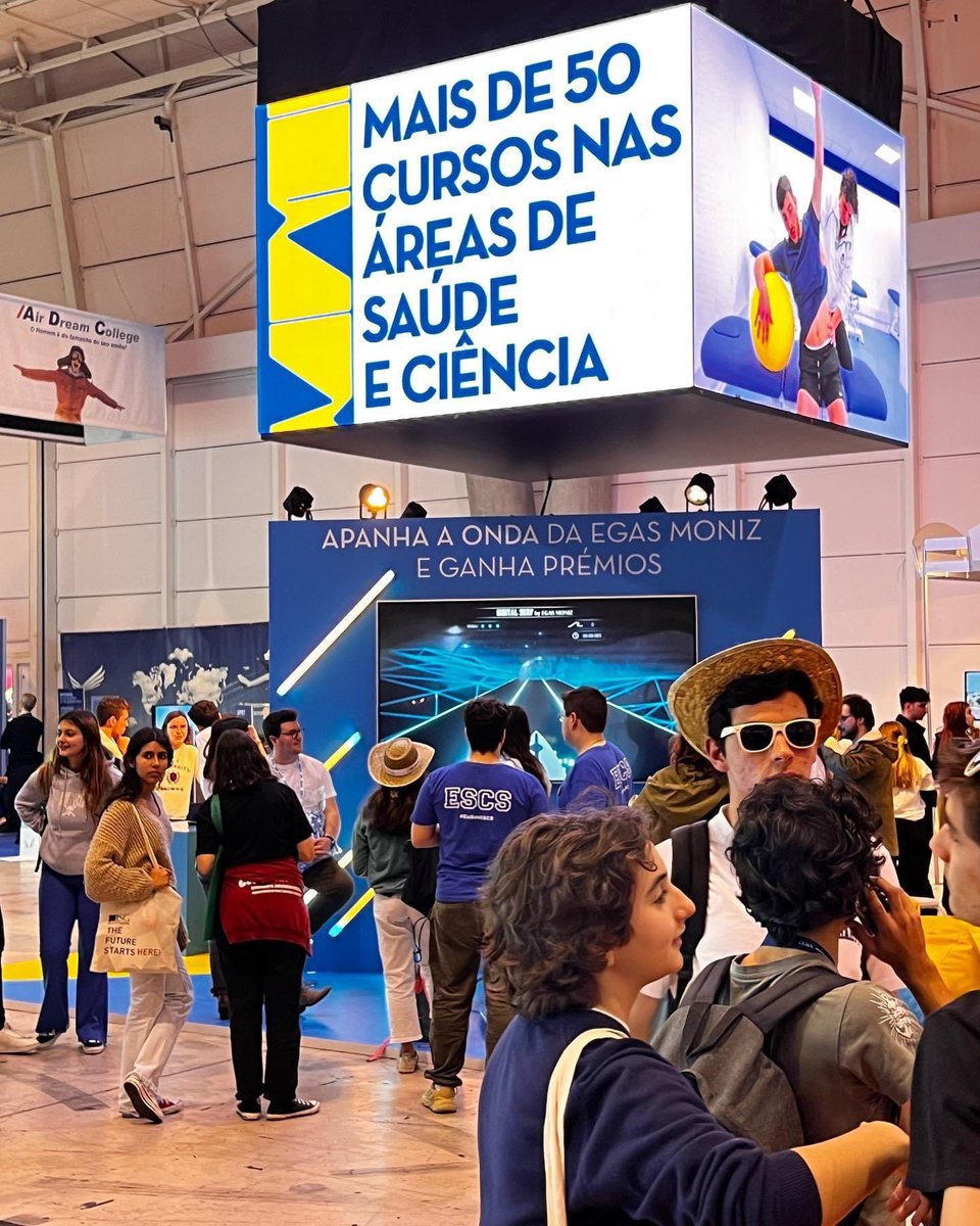 uegasmoniz's tweet photo. Mais de 50 cursos nas áreas de Saúde e Ciência. Há um para ti #universidades #acessoaosuperior #futuralia #uegasmoniz #ensinosuperior https://t.co/qcQ8M1jDg9