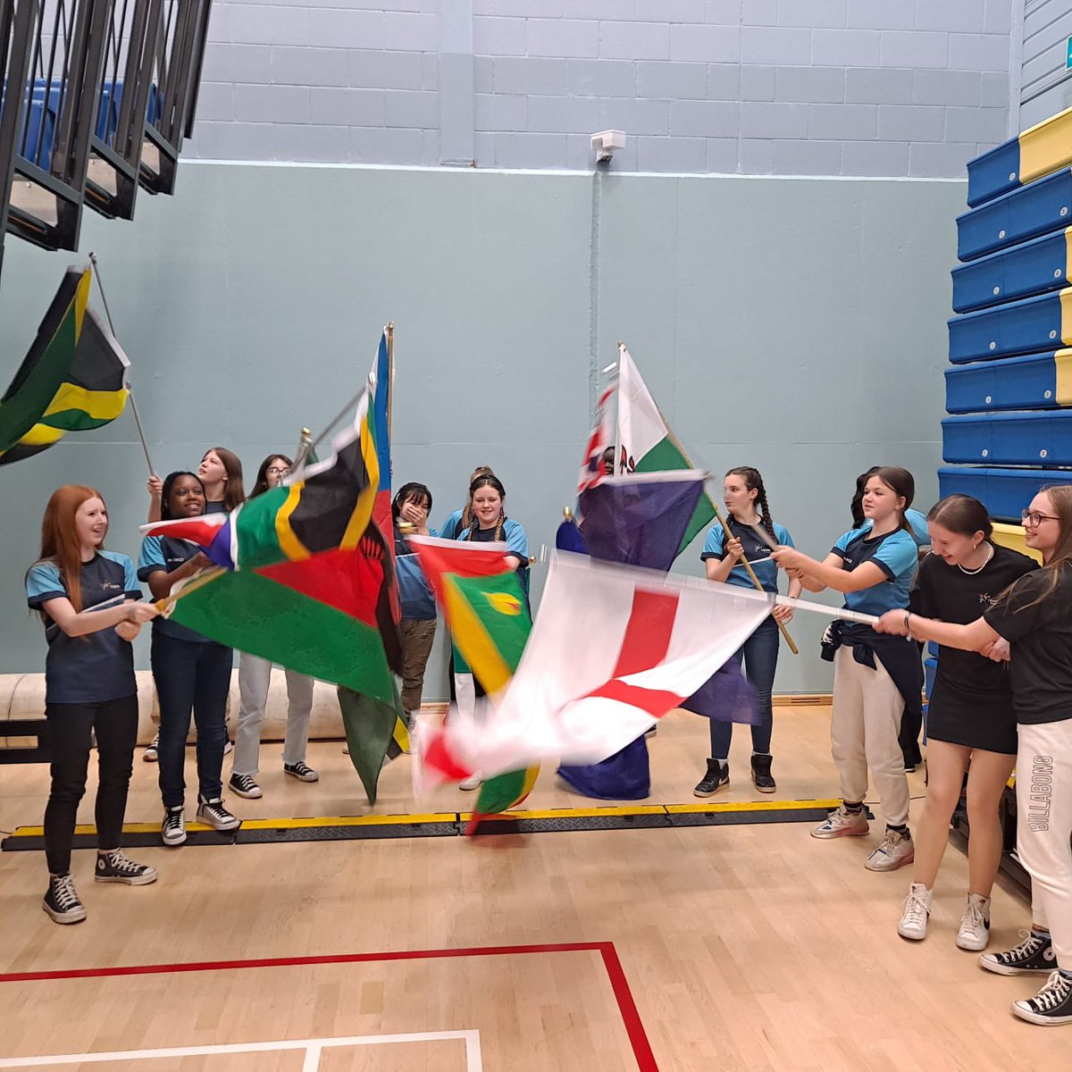 Lipson PE tweet media