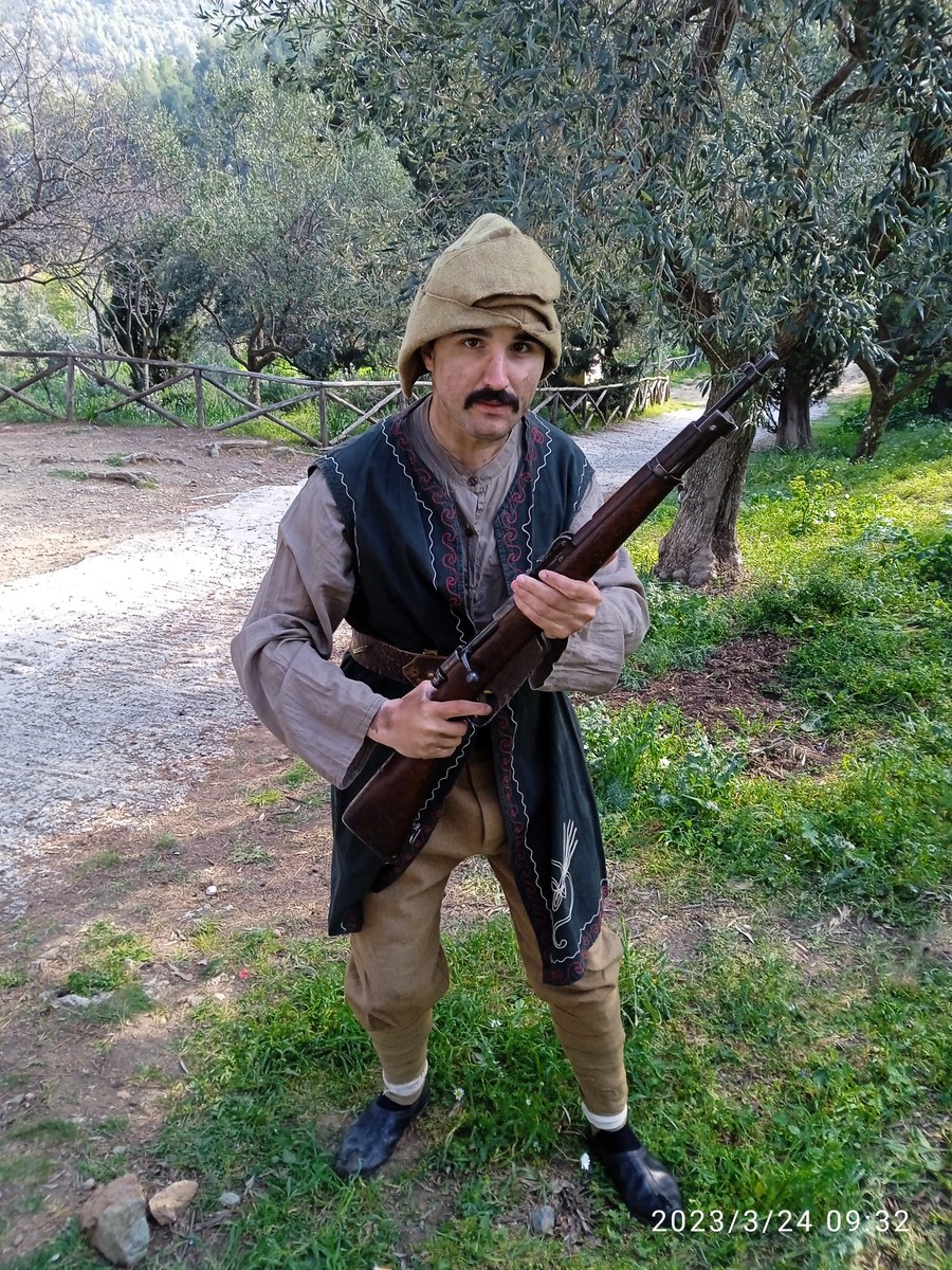 LeonardoThimo's tweet photo. @LeonardoThimo
#actorslife #actors #Tokokkinopotami #glykanisos #supportartists #supportactors #openbeyond https://t.co/aA3wIaKPuf