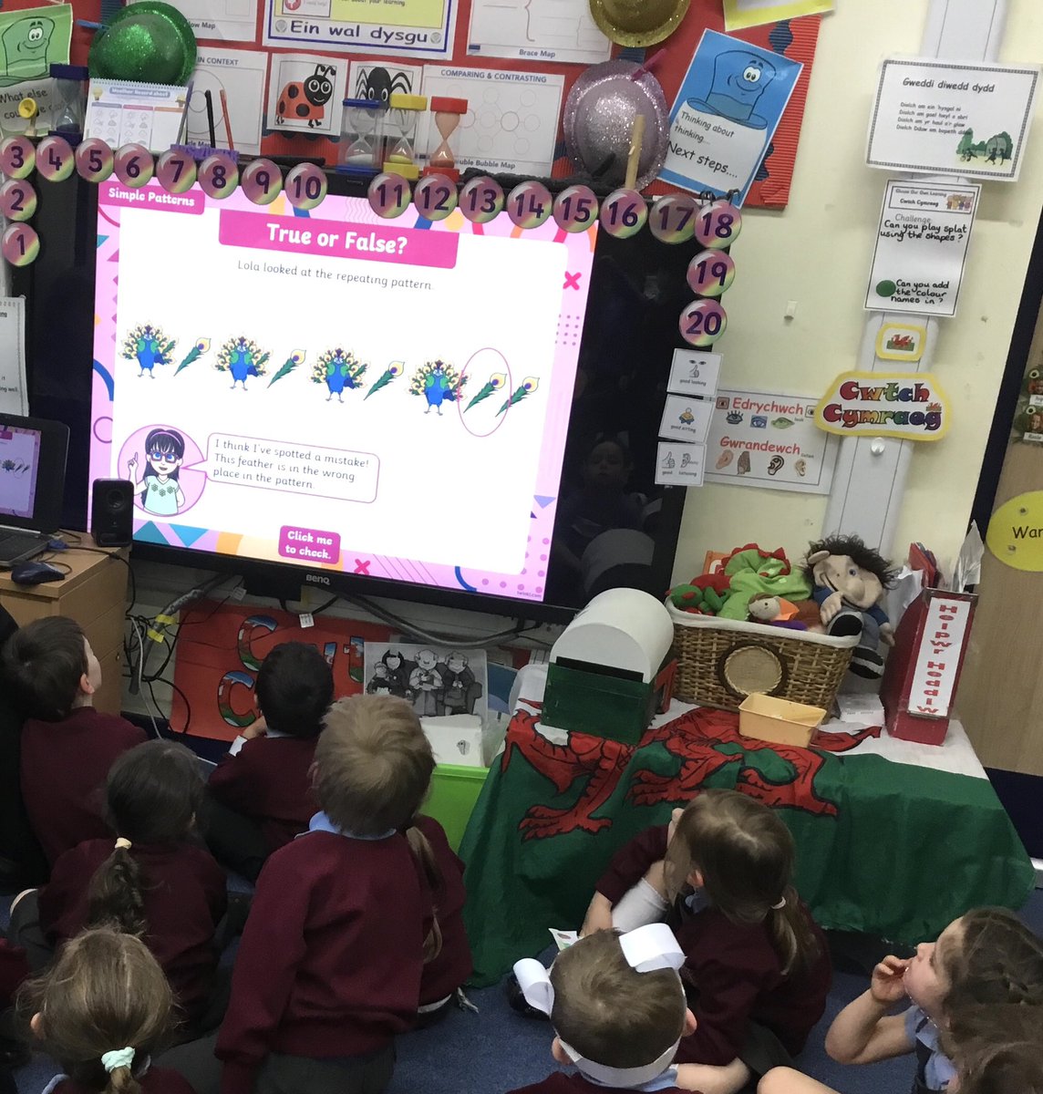 whitchurchprm's tweet photo. Children in RCZ taking part in a maths ‘true or false’ quizz on World Maths Day. #WPSRec #wpsmd #WorldMathsDay https://t.co/hRHwrQ6KEW