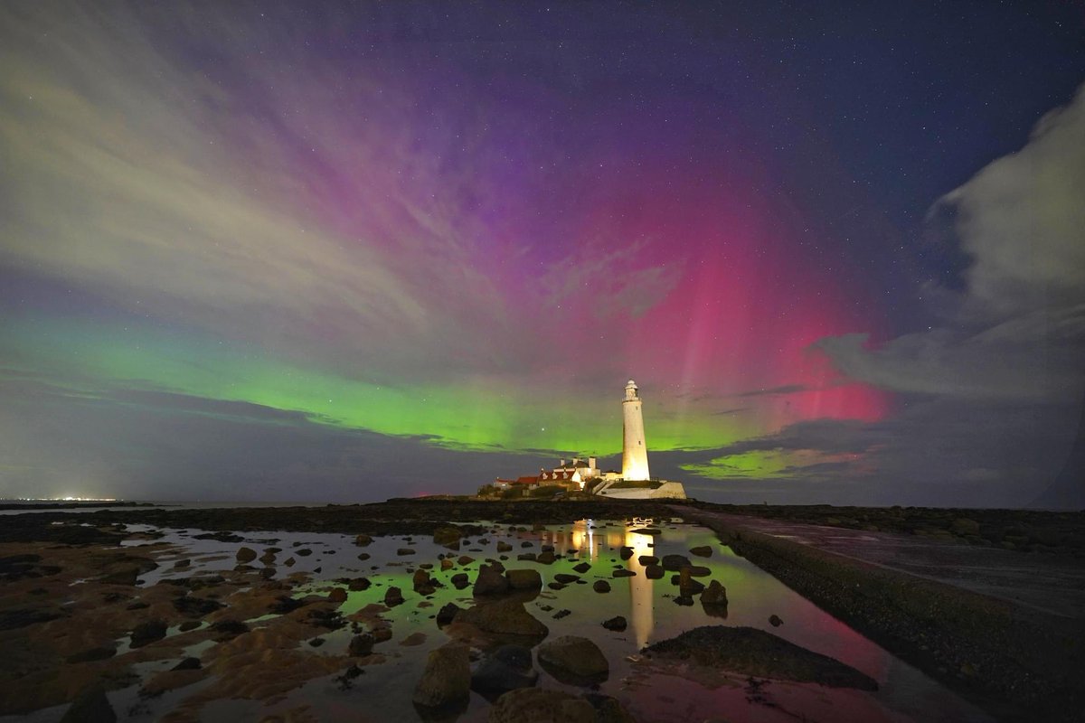 owenhumphreys1's tweet photo. "Whitley Bay has been named as the best place to live in the North of England, after the Times' annual list commended the seaside town on its stunning beach #weather @ChronicleLive  #northeast @ourwhitleybay @PA https://t.co/Eh9uWS172F
