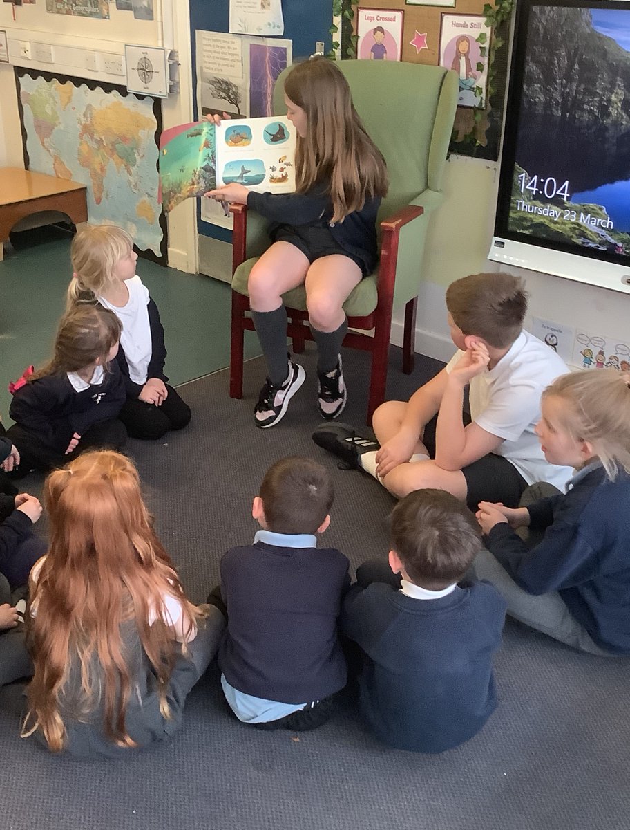 EY_StPeters_CE's tweet photo. We enjoyed our reading buddy session with @Y5_StPeters_CE 
 
@StPeters_CE 
#LoveReading #EYFS https://t.co/EEwXozsXuO