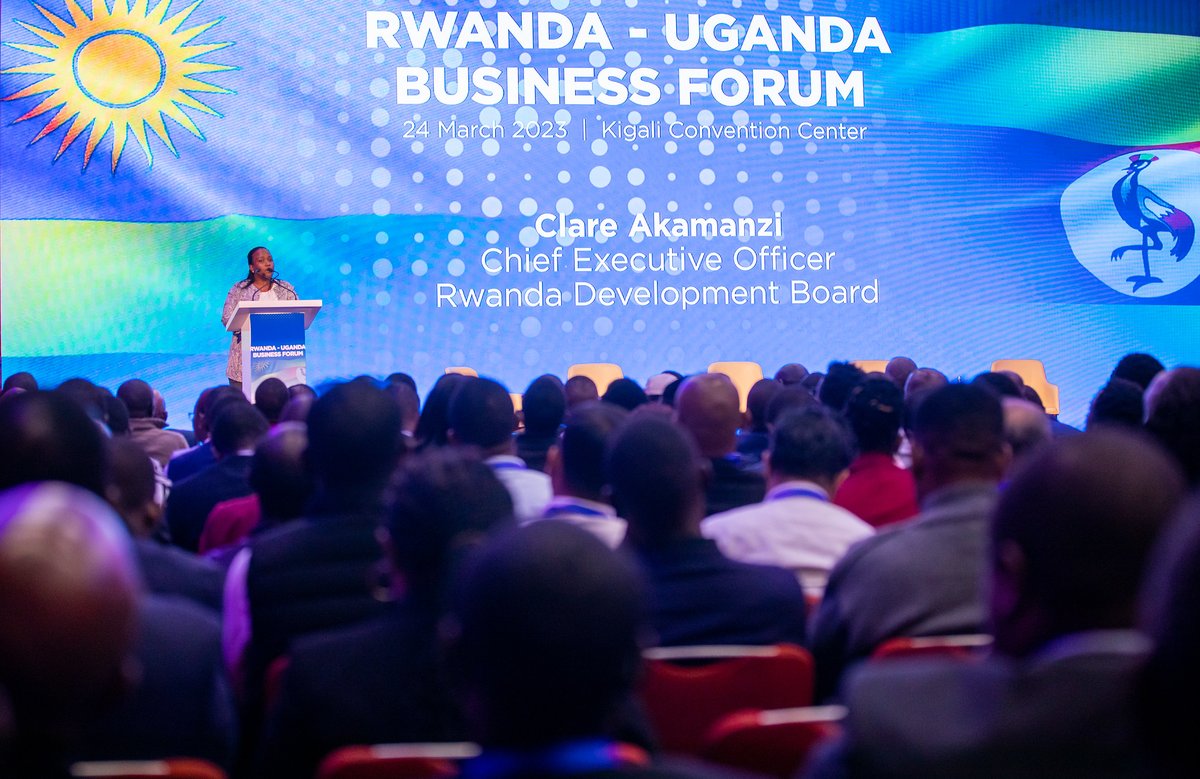 RDBrwanda's tweet photo. Takeaways from yesterday's Rwanda - Uganda Business Forum:

🔷 There's a need to grow trade and investments 
🔷 Opportunities abound in various economic sectors 
🔷 The 2 Governments are committed to improving regional business environment

#InvestInRwanda #InvestInUganda🇷🇼🇺🇬 https://t.co/t6VkQ6Kvv3