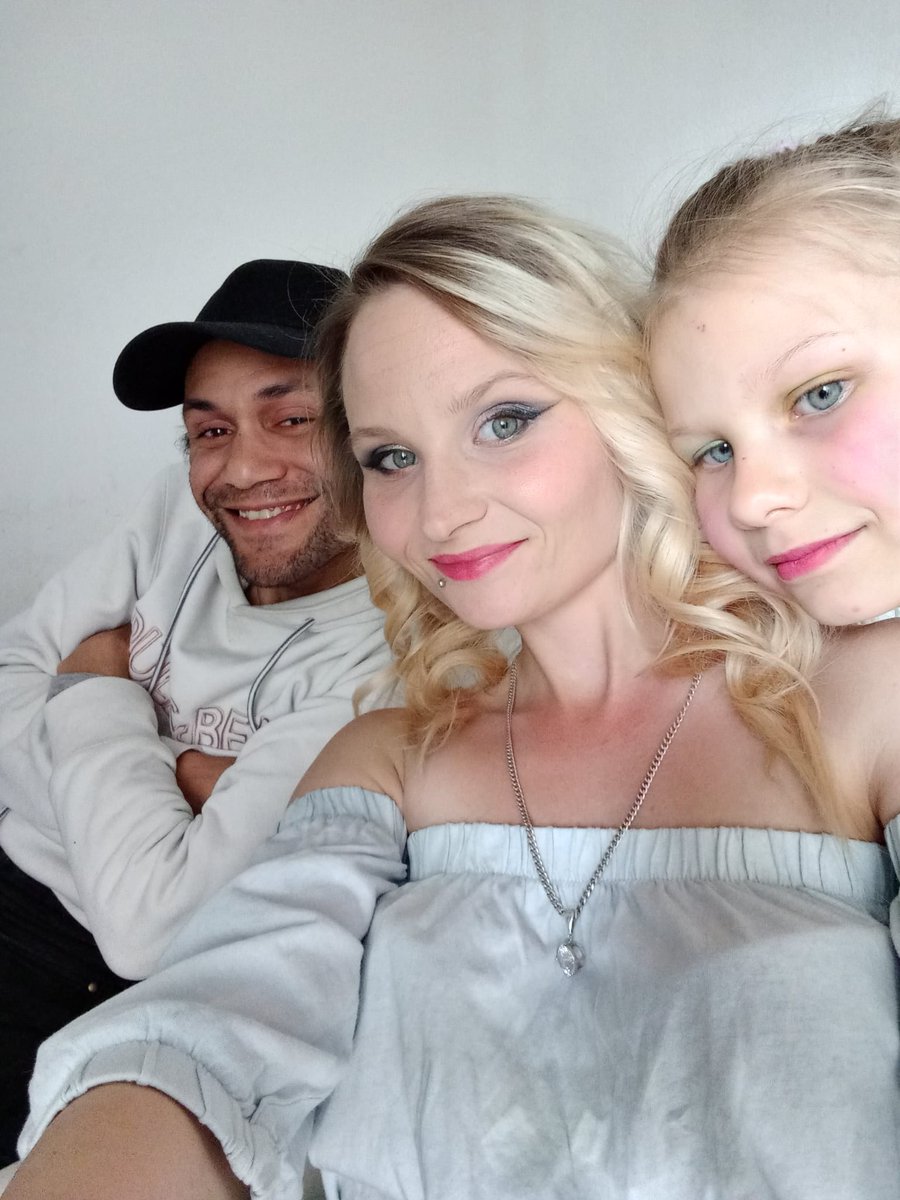 wellyington's tweet image. 🥰 There are actually 4 people in this picture, it is just that our little boy will be born in September! 🥰

My family, my port!

#DevFam #Developer #Developers #python #html #css #javascript #NFTCommuntiy #NFT #web3 #devops #threejs #family #familyfun #SaturdayMorning