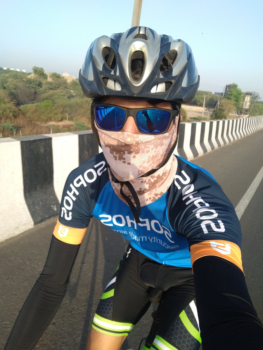 thedarshitP's tweet photo. Saturday Endurance Ride 🚴🚴🚴

#SaveSoilMovement
#cyclinglife
#cycling
@iamspecialized
@FitIndiaOff

https://t.co/PTKp4NH29Q https://t.co/4xIupVHvI8