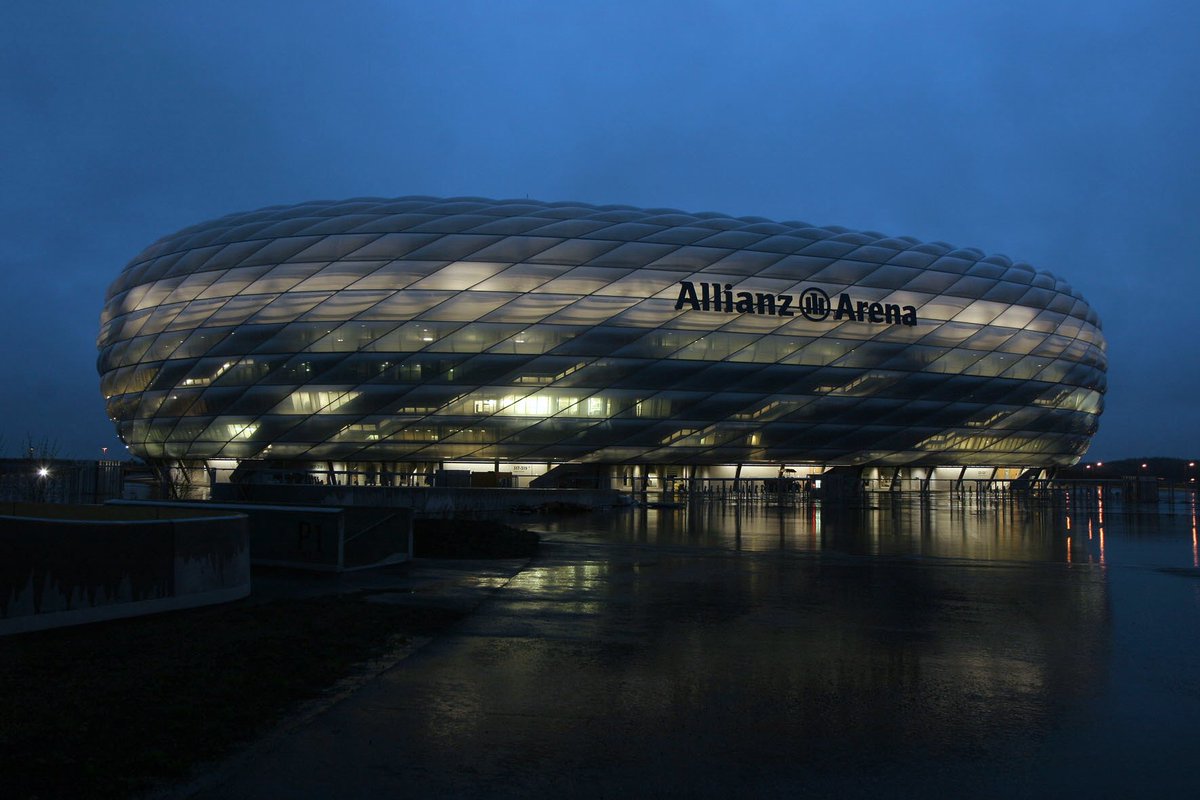8esart's tweet photo. No lights on the Allianz Arena yesterday, as the club announced the departure of Julian Nagelsmann 💔 https://t.co/SkIPnDncJB
