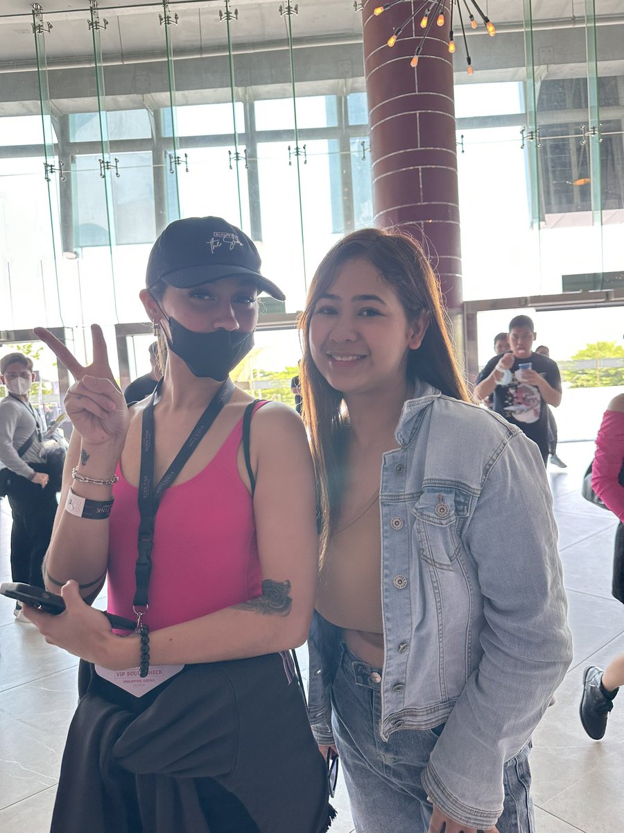 iamricatuazon's tweet photo. BLACKPINK CONCERT DAY 1 🖤💗 #BLACKPINKinManila #BlackpinkinBulacan 
#BLACKPINK
#Blackpinkconcert2023 https://t.co/VmlhHiUVsU