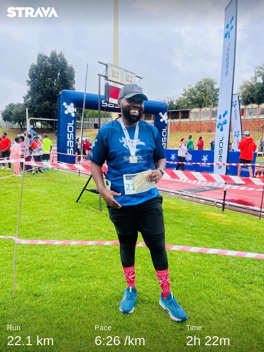 wmaboko's tweet photo. #RunningWithSoleAC #SasolburgMarathon come rain come shine !!! https://t.co/Aj11YyOmMb