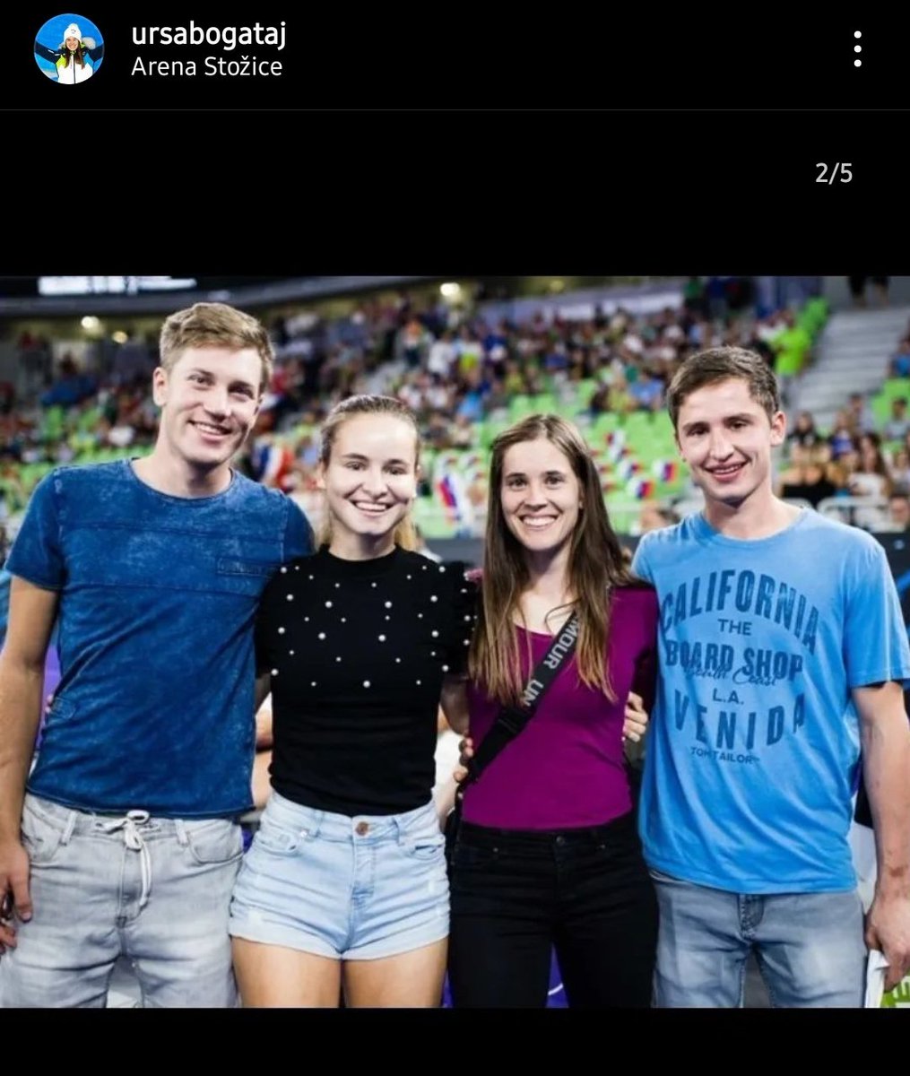 SkiJumpGirl_PL's tweet image. 🇸🇮 W dniu w którym Ursa #Bogataj zostanie mamą, Nika #Kriznar zostanie... ciocią!
Państwo po lewej i prawej stronie Mistrzyni Olimpijskiej to rodzeństwo 🤍
#skijumpingfamily