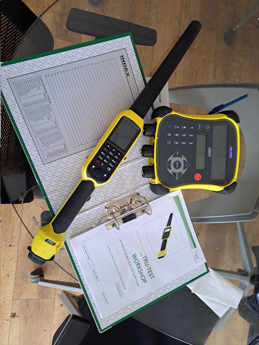 AdvisoryBlyth's tweet photo. Fun day on farm doing some #TruTest #XRS2 and #eziweigh training. Part of the day was to help set up the software and planning what information they need to capture and how they are going to use it to make informed decisions. #measurestomanage #livestocksoftware #cattle #sheep https://t.co/jFiAbzpofS