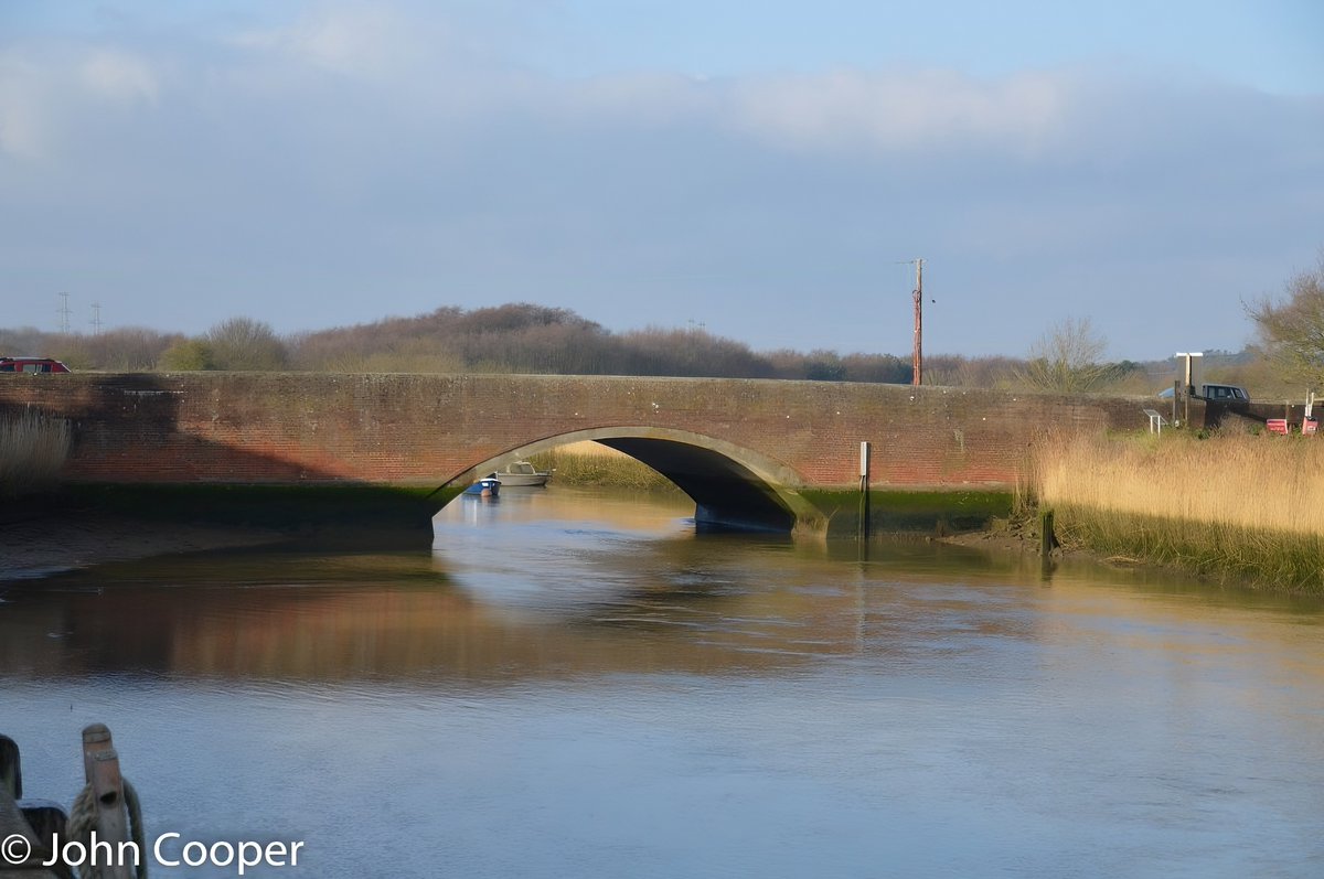 TheSuffolkMan's tweet photo. #Bridge over the #RiverAlde #Snape #Suffolk https://t.co/jQfiJA7yAa
