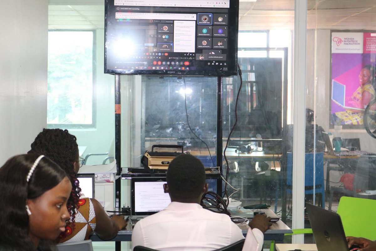#Mapathon happening now.

<a href="/JoyceMaryAsio25/">Joyce Mary</a> and <a href="/AwaniaMorish/">Awania morish</a> taking beginner mappers through basic #openmapping skills, guiding the community on how to contribute to the map through #OpenStreetMap tools.
We appreciate you all for joining us in adding #Uganda to the map.