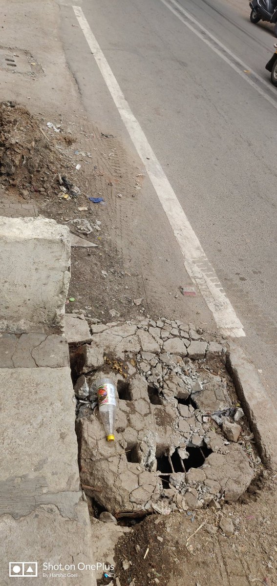 HarshG6715's tweet photo. @GHMCOnline @DC_Karwan @karwan_EE @judaykumar @KTRBRS @HMWSSBOnline The manholes are broken since a long time, I request you to please replace them before some serious mishap occurs. https://t.co/B0V0MDOvtk
