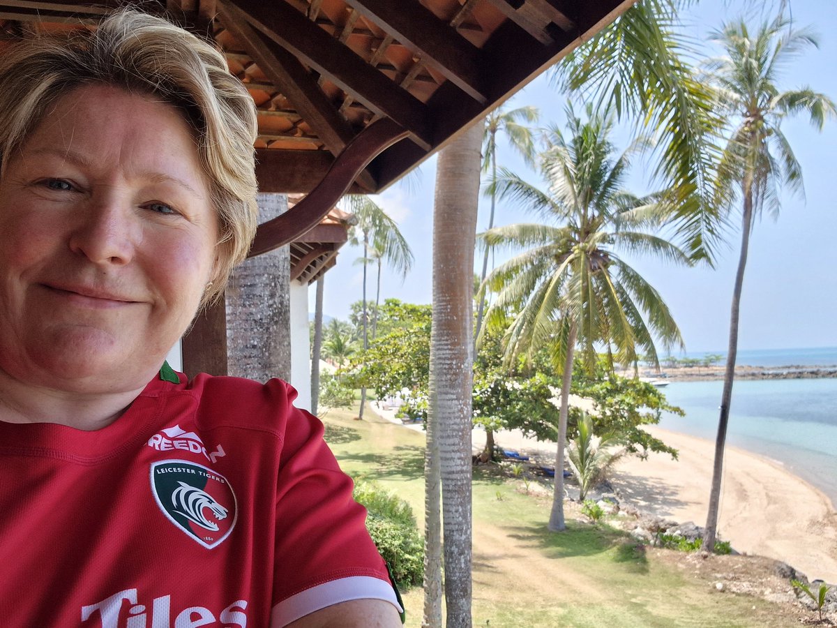 Game Day! 
#TigersonTour in Koh Samui. 
Go well Tigers! 🐯v🐻 #LEIvBRI