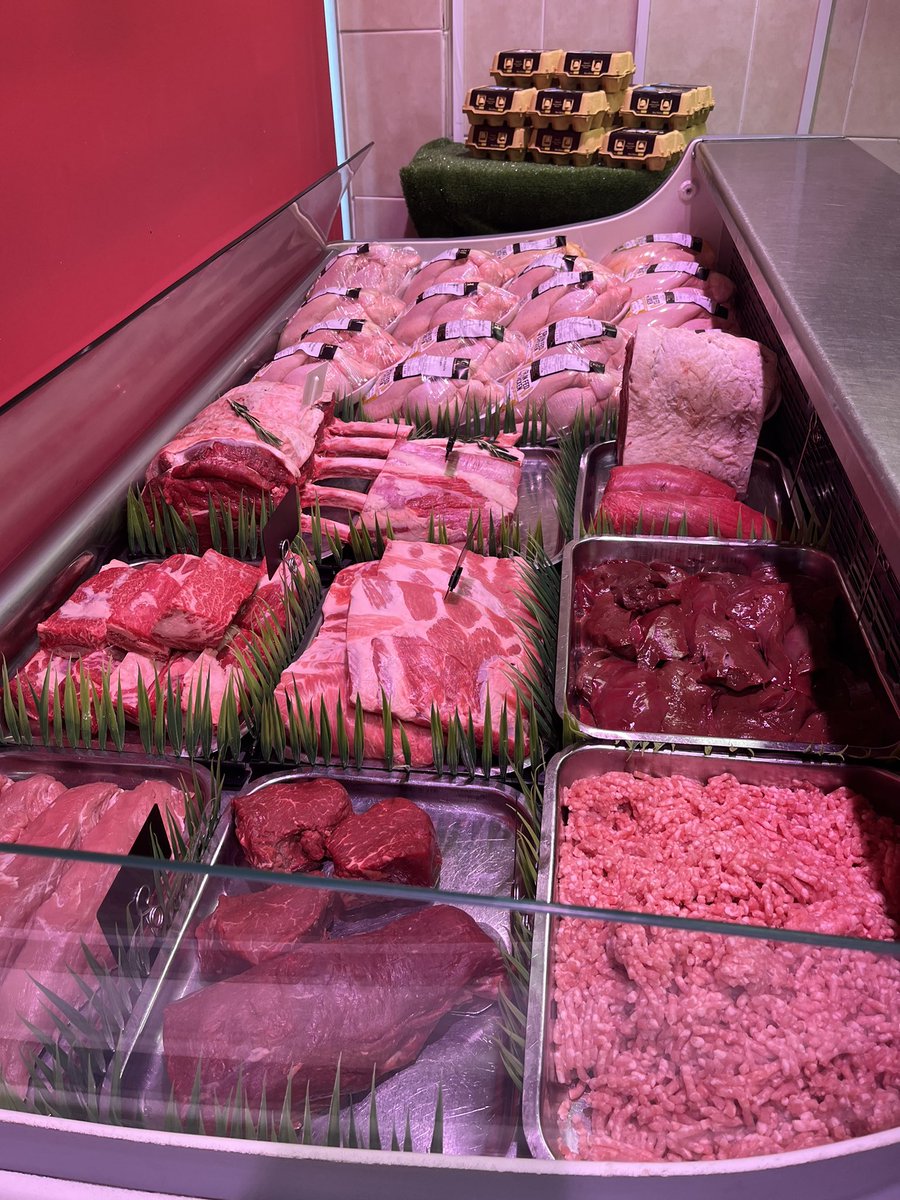 Good Morning, here’s a few clips. 
Finest Beef and Lamb from the rolling hills of Monmouth ✅
Free Range Orchard Farm Pork ✅
Soanes UK Poultry ✅
Superb Steak Selection inc the best tomahawks we have seen ✅

Easter pre-orders will only be open fo

#welshbutchershopoftheyear’22