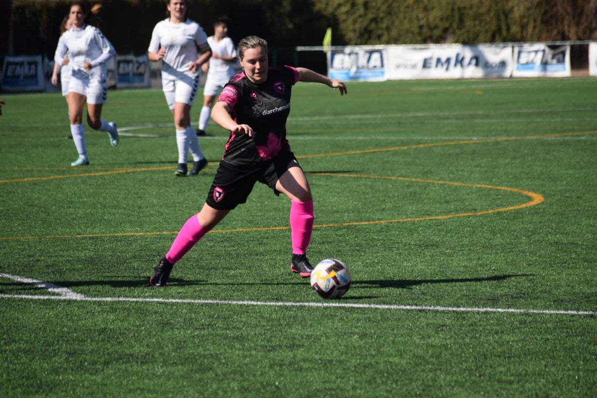 laurusfeminas's tweet photo. ¡¡¡ HOY JUGAMOS !!! 

Hoy no es un día cualquiera, hoy es una final, ven y disfruta del encuentro.

📌 18ª Jornada "Liga"
⚽️  @SDOyonesa VS @laurusfeminas
🕐 16:30h
📆 25-03-2023
🏟️ C.M. OION ARENA H.A.
Vamos equipo 💪💪 https://t.co/CVGwUSMic4