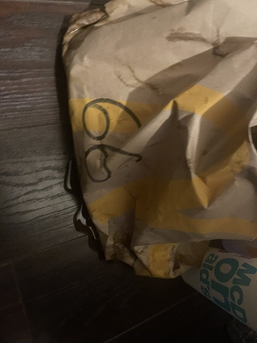 roisin_c98's tweet photo. So this is expectable?? Paid for priority as well driver goes right past the petrol station he was next too and after he picks up my order wants to pump his tires!!!! @ubereats_uk https://t.co/vthDQSylux