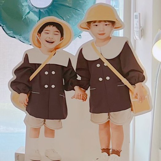 hyunsfox's tweet photo. Sobbing https://t.co/FGtz4MlxPB