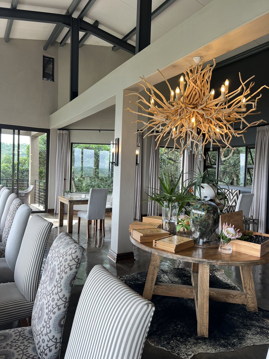 Camagwini_G's tweet photo. Hey guys for all those asking. This is Oribi Private Game Reserve in Port Shepstone. This is not an Ad, I rate this place a 10!!!! Probably cried when I walked in. At your earliest convenience book there ❤️✨ https://t.co/5yHcWtiwBE