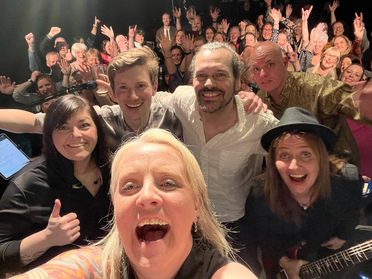HanleyandBaird's tweet image. Fab night at the @voodoorooms

Thanks to our openers 
@paulgilbody and 
@EwanPMusic 
And everyone for coming along 
#livemusic 
#edinburghband
#supportmusicians
#thisisourjob