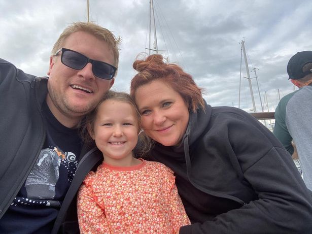 TheGuideLpool's tweet photo. This Liverpool father and daughter are appearing on BBC Lifeline Appeal for @mariecurieuk tomorrow. 🌼

👉 https://t.co/bnhCIbThGz https://t.co/z080j0gXmY