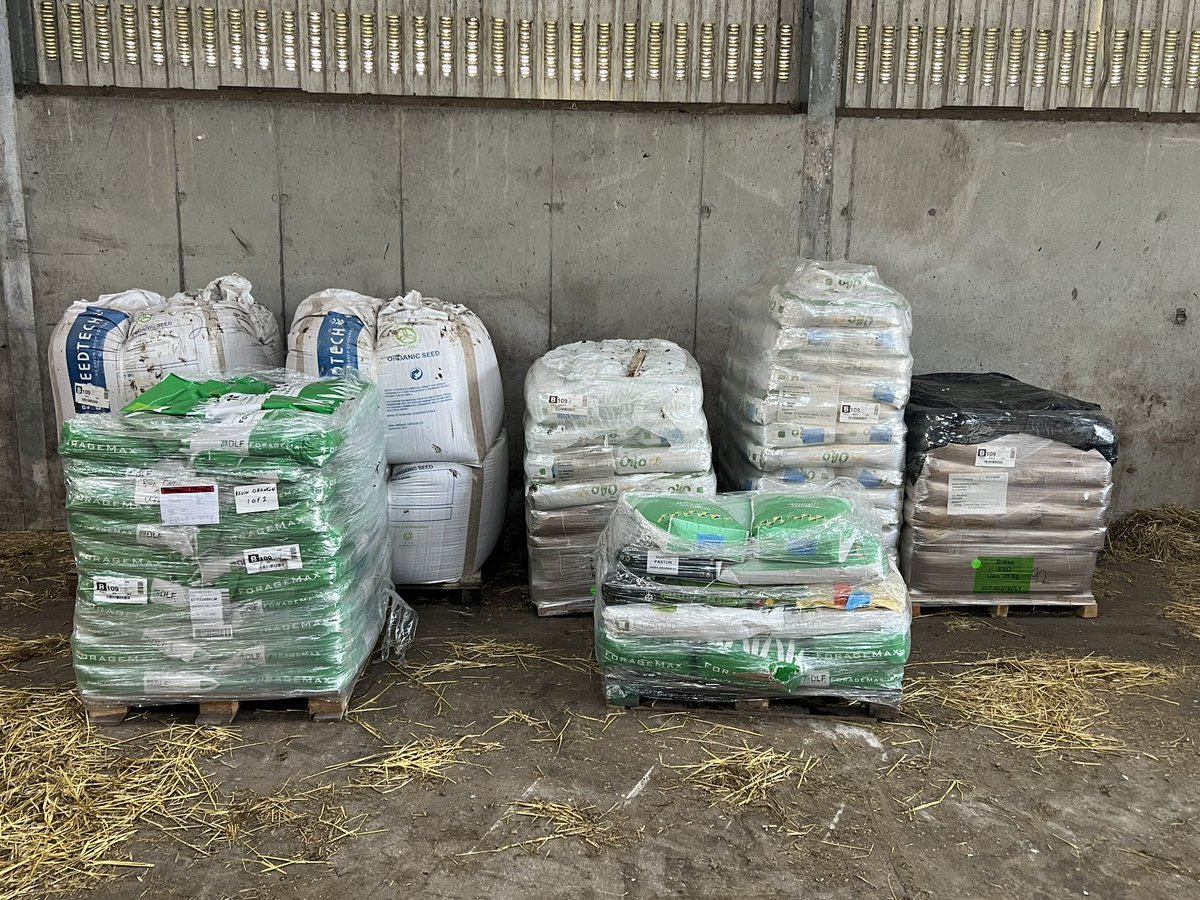 KevinoHanlon12's tweet photo. Just need a bit of kindness in the weather now 🌞 peas/oats/barley seed that will be undersown with @DLF_IRL mss is on farm ready to go. https://t.co/nUZqYxO3pC