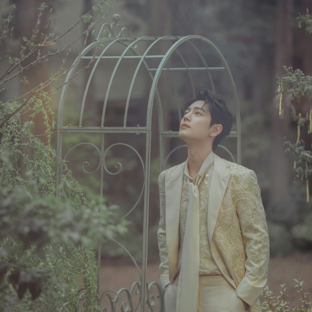 hitch_1010's tweet photo. 230325 왕샤오 웨이보의 밤 타래

샤오잔 공작실

으아악ㅠㅠㅠㅠㅠ 왕자님ㅠㅠㅠㅠㅠㅠ
https://t.co/ZJ16xUxU5q https://t.co/ytiASNYtvh