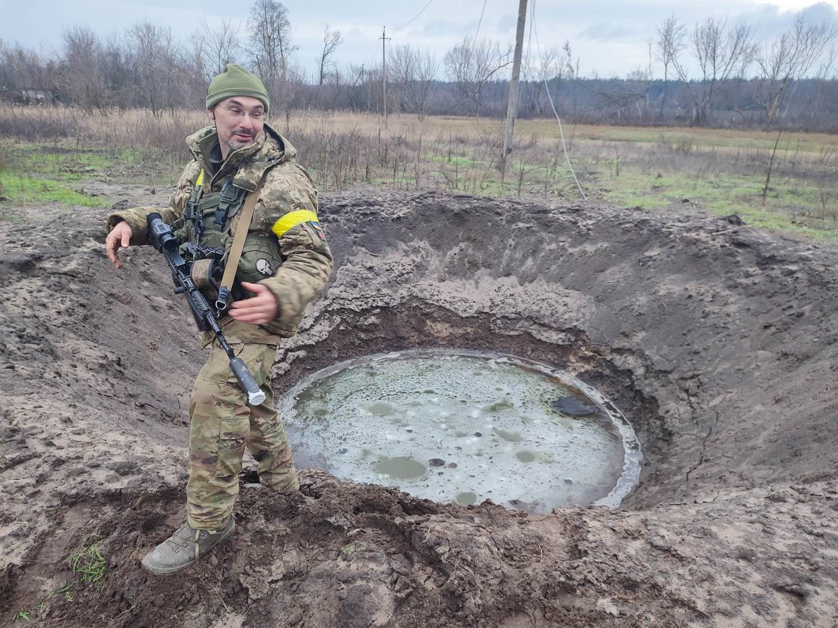 FreelFreel's tweet photo. Важливий зібр!
Для єгерів 71 окремої бригади ДШВ, що прямо зараз безпосередньо виконують бойові завдання на одному з найскладніших напрямків в Донецькій області проводиться збір на антидроновий комплекс KVS DRONE HUNTER. 
Треба 280к, вже є 150к.  
Банка: https://t.co/FKwReDZegb https://t.co/bcTJfmJiG1