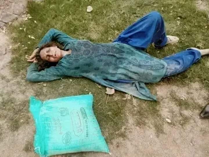 Mastoi_saleem_1's tweet image. اے حاکمِ وقت تیرے کردار پہ تُھو، تیرے گفتار پہ تُھو
تیرے لانے والوں پہ تُھو ، تیرے چاہنے والوں  پہ تُھو
😭🙏
#pakistan 
Mian Shehbaz Sharif 

#InflationPakistan 
#inflationinpakistan #UNFP