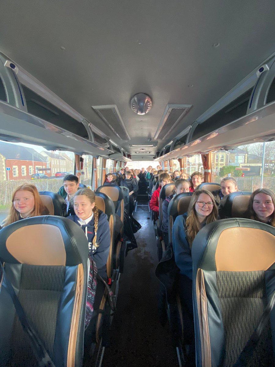 CCVGYBB1's tweet photo. And we’re off to the National Youth Brass Band Championships! 🎶🎺@BrassBandsEng @ccvgms https://t.co/LSbaeY0H3f