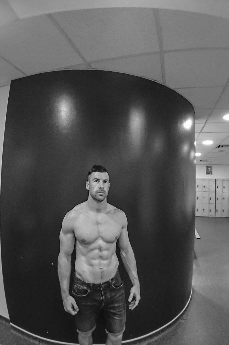 Rob Hosking tweet media