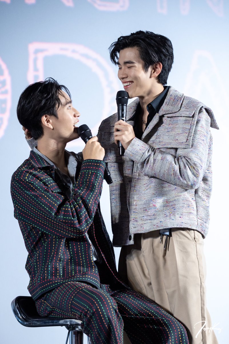 iampk_z's tweet photo. เขินตัวบิดตัวงอ มันเกินไปปปปปปปปป
#GeminiFourth #เจมีไนน์โฟร์ท 
#gemini_nt #fourthnattawat
#GeminiFourthFMinPP https://t.co/F8l3KiJPRS
