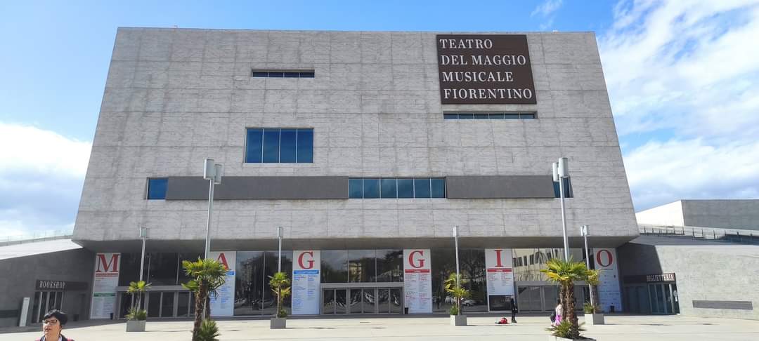 la_unifi's tweet photo. Per il ciclo di lezioni "L'Impresa delle Arti", 

Sabato 18 marzo, i nostri studenti si sono confrontati con due istituzioni del mondo del teatro e della musica nel panorama fiorentino: il Teatro del Maggio Musicale Fiorentino e la Scuola di Musica di Fiesole. 

@maggiomusicale https://t.co/kQEEbyoBTQ