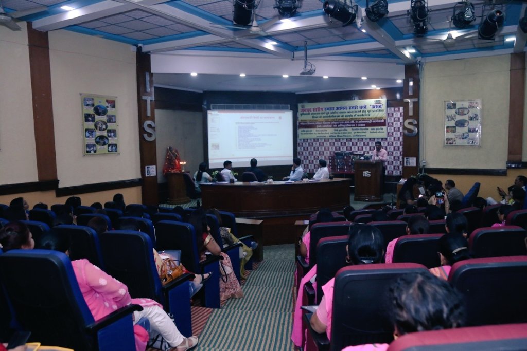 gvngvoice2soul's tweet photo. #schoolreadinessprogram #हमारा_आंगन_हमारे_बच्चे
उत्सव में बीते सत्र की उपलब्धियों का प्रस्तुतिकरण,नए सत्र में नए कीर्तिमान स्थापित करनेका संकल्प लिया
@BsaGhaziabad @Vinodkumarmisr5
@ChiefGhaziabad के मार्गदर्शन में
#उत्तर_प्रदेश_निपुण_प्रदेश
@thisissanjubjp
#upbasiceducationmodel https://t.co/S5KBSTQGaW