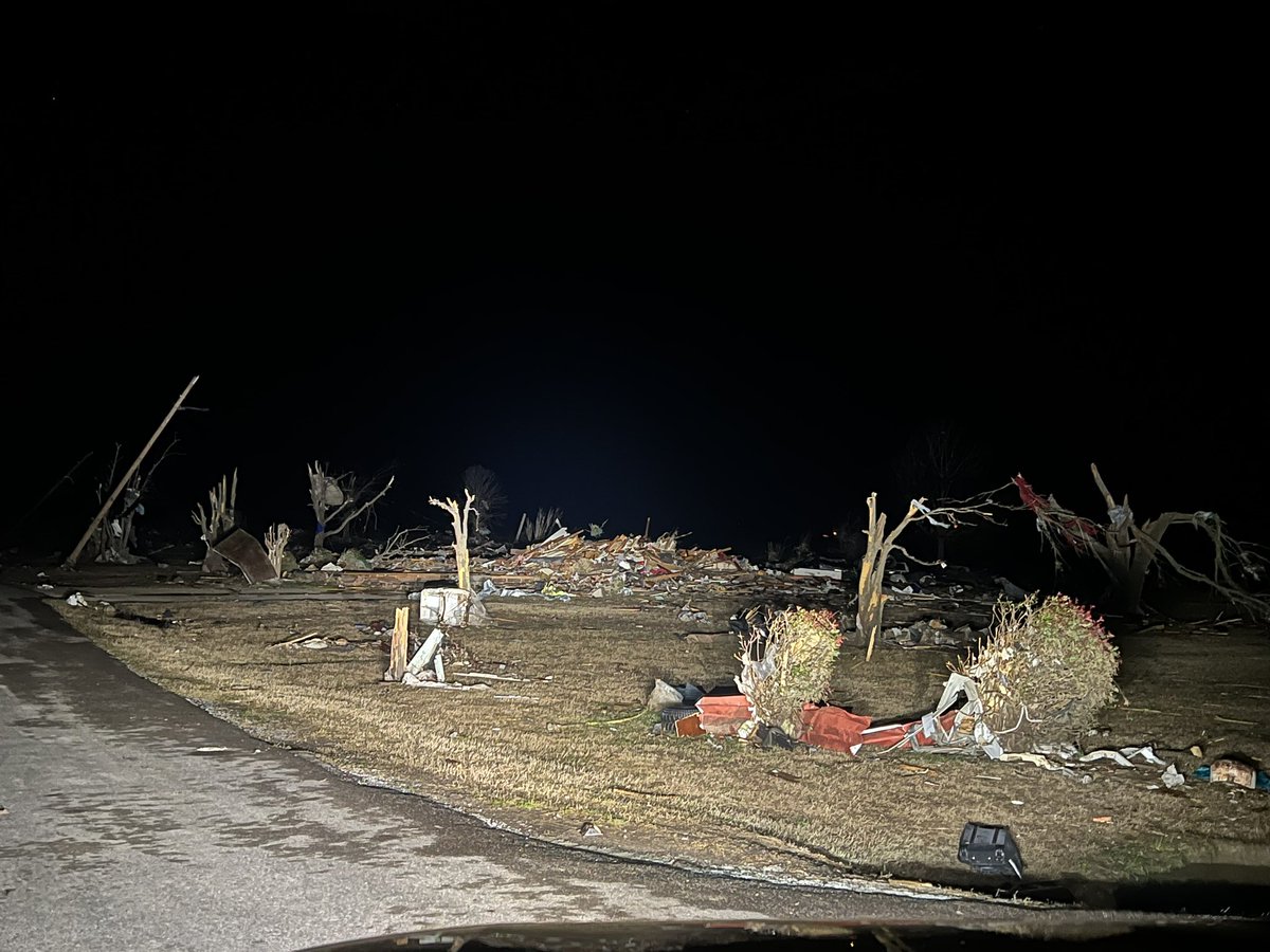 Before and after #tornado in #RollingForkMississippi #damage