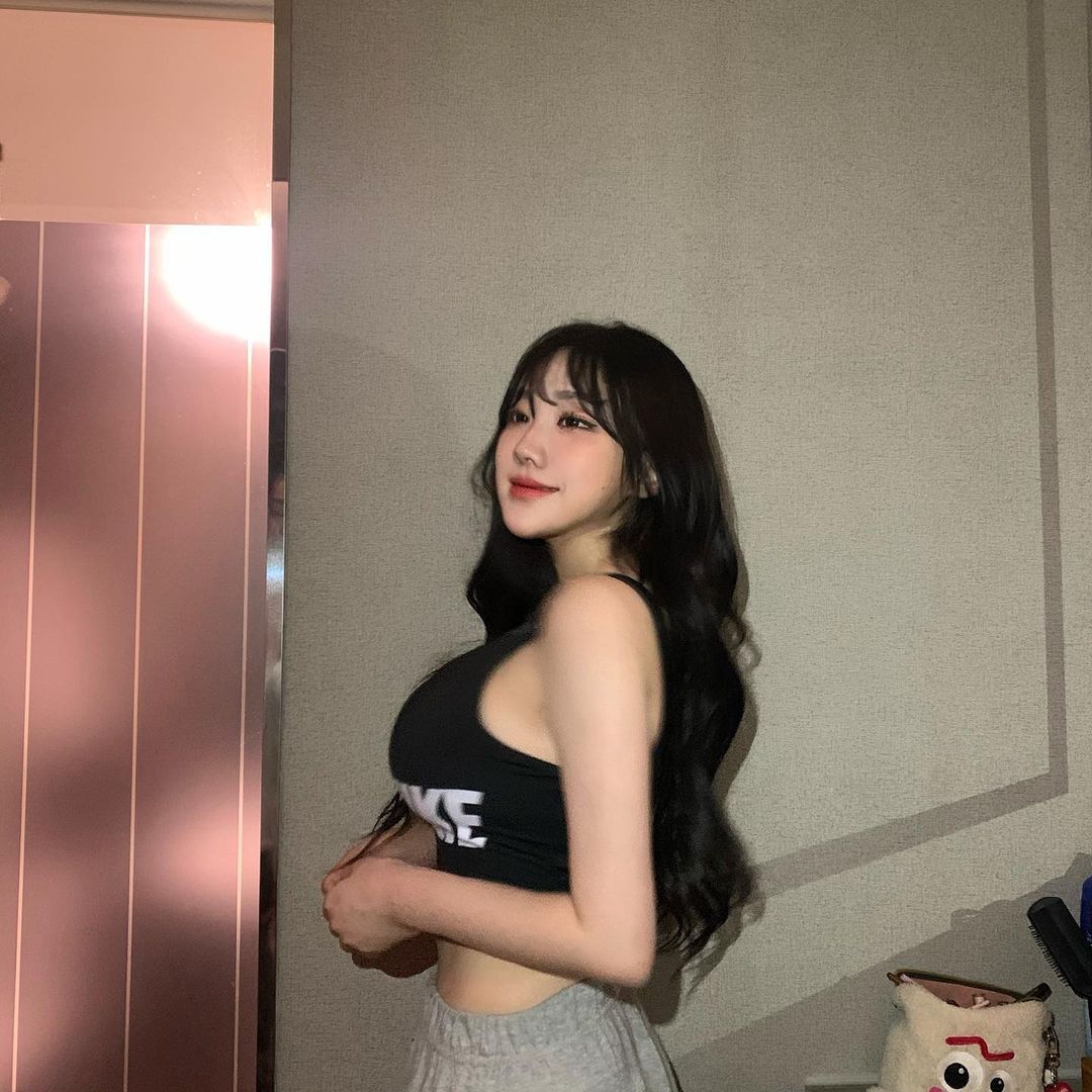 roughmw's tweet image. ️️ 
 ️️ 
 ️️ 

          just do it, babe 

 ️️ 
 ️️ 
 ️