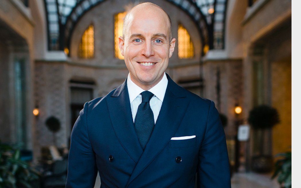 cppluxury's tweet photo. Thibaut Drege takes over as General Manager of the iconic Four Seasons Hotel Gresham Palace Budapest
https://t.co/qfHv1aQyGB
#FourSeasonsHotels #FourSeasonsHotelGreshamPalaceBudapest #Budapest #FSBudapest #GreshamPalace #luxury #luxuryhotels #luxuryhospitality @FourSeasons https://t.co/KZH63ZcEmD