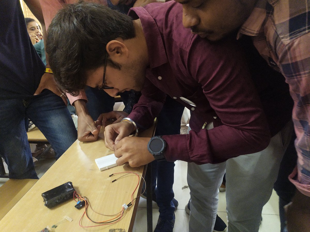 JPatanwadia's tweet photo. Innovation Club Prabodh Level Training Day 1 on #Robotics #Mechatronics #STEMeducation at , Bhikhabhai patel arts college,Anand with aim to say "I am an Innovator."
@PMOIndia @CMOGuj  @vnehra  @narottamsahoo @InnoClubCHE @InfoGujcost https://t.co/ugnd0TpEED