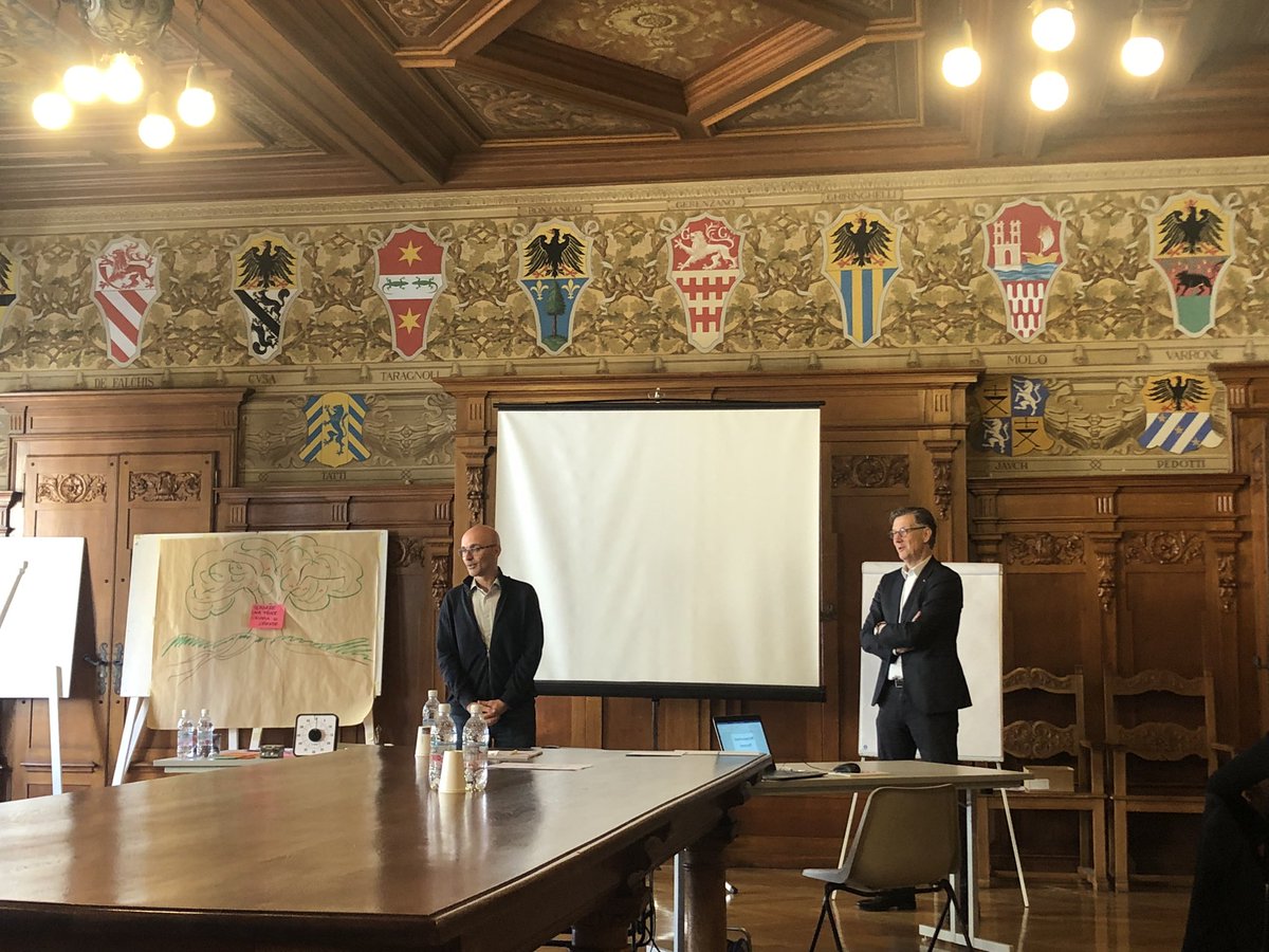 Palazzo Civico of Bellinzona with the mayor. One of the first Citizen Participation activities in the canton with the <a href="/snsf_ch/">Swiss National Science Foundation</a> <a href="/BRIDGE_funding/">BRIDGE Programme (SNSF / Innosuisse)</a> project Demoscan led by <a href="/StojanovicNenad/">Nenad Stojanović</a> <a href="/unige/">unige</a>. Exploring democracy beyond the vote. <a href="/ICPP_USI/">Institute of Communication and Public Policy ICPP</a> <a href="/USI_en/">USI University</a> #democracy #switzerland