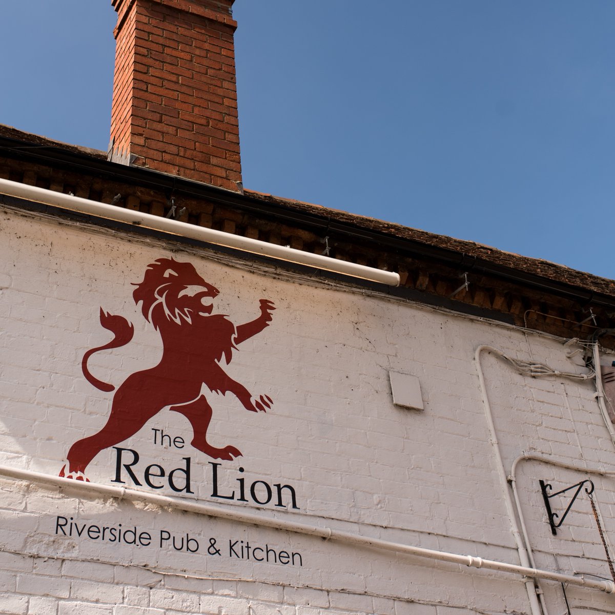 Red Lion Hunningham tweet media