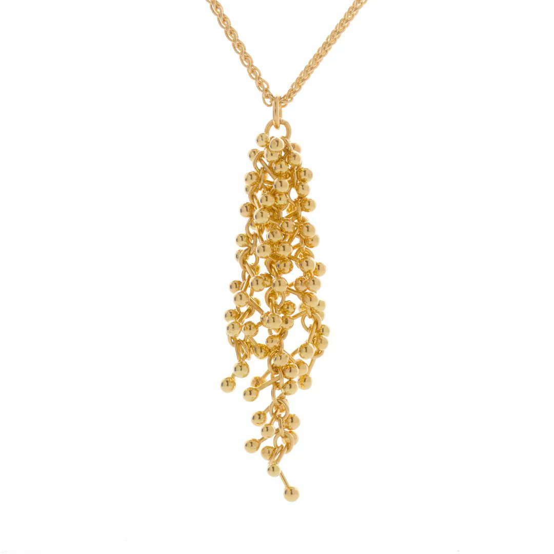 YenJewellery's tweet photo. New adorn pendant, glinting in the light as it moves with the body. This delicate piece makes a big impact, designed for everyday pleasure.
#finejewellery #handmade #londonmaker https://t.co/tLiRriKI6N