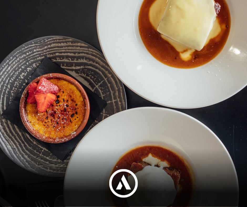 AveTennisFood's tweet photo. Treat yourself to our scrumptious desserts this week! At the Avenue Bar &amp; Restaurant, we offer a great selection of desserts that are sure to delight your taste buds. Don't miss out on the chance to try them! https://t.co/4YypCCgkTe