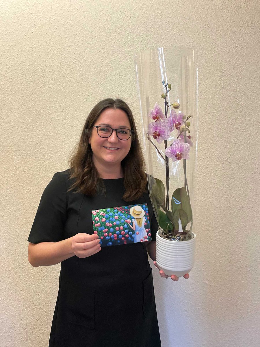 gabyhardwicke's tweet image. A fabulous gift from a grateful client for Associate Solicitor Chloe Aldrich.

Chloe’s specialisms include #wills, #powersofattorney, #probate and #CourtofProtection work. She prides herself on being approachable, supportive and efficient.

Find out more: ow.ly/pW7S50NmQ5G