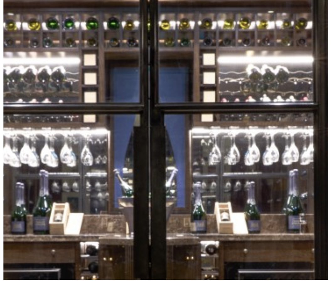 Who would live in a cellar like this……our new Head Sommelier would (well 5 days a week, no split shifts 😁) Contact me directly or apply online careers.roccofortehotels.com/pbank/owa/pbk2…