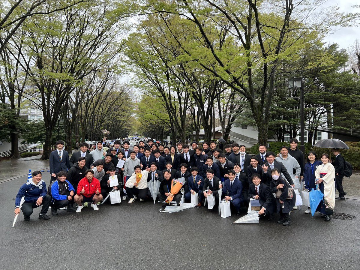 f_ux4's tweet photo. 卒業。
社会人でもがんばります🏉 https://t.co/UeFE9OLFeE