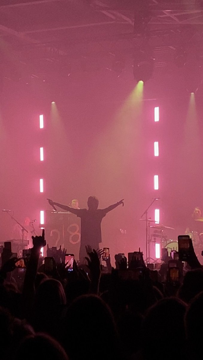 1 year since i saw louis