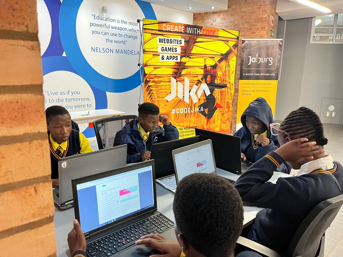 codejika's tweet image. 6 schools around Johannesburg are in a Bug Challenge Competition, may the best school win 🏆 👩‍💻🧑‍💻
#codejikacompetition #codejika #codinginschools #cojlibraries #stem #computerscience #highschoolcoding