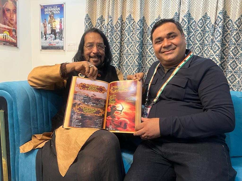 indiabookrecord's tweet photo. First Time #SamVeda is available #Hindi & #Urdu
The man behind this historical translation is Dr. Iqbal Durrani who is always famous for his creative work.
Yes! we are talking about the famous #Writer, #Director, Producer of #Bollywood #DrIqbalDurrani
#MashaalDurrani https://t.co/Lr17HV6FlY